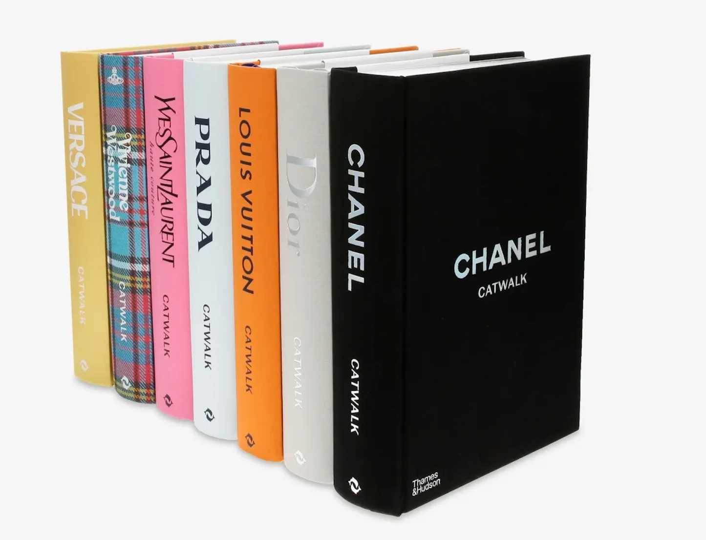 Knyga CHANEL catwalk